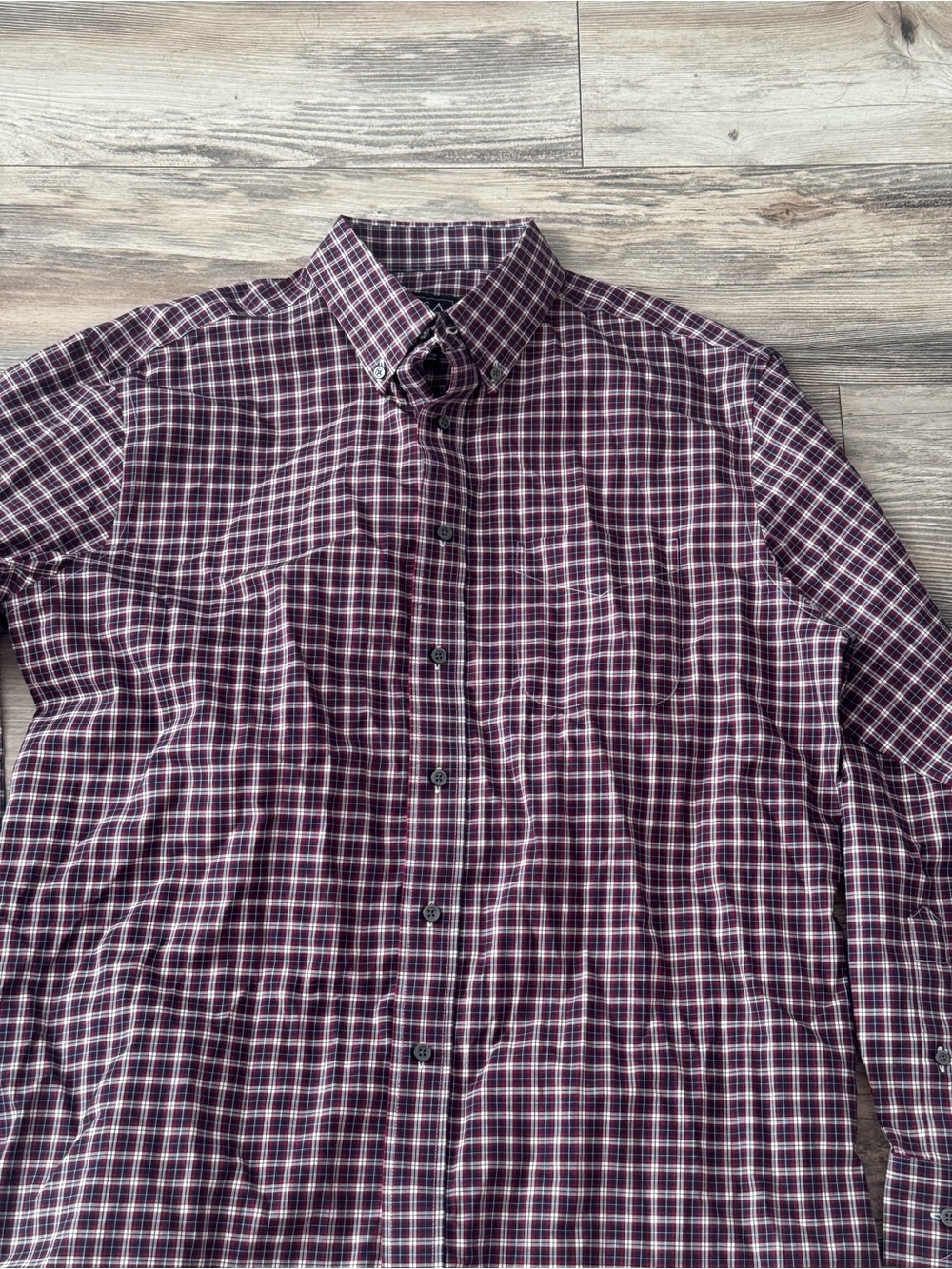 Jos. A. Bank Traveler Collection Plaid Long Sleeve Button Up Red Navy Large
